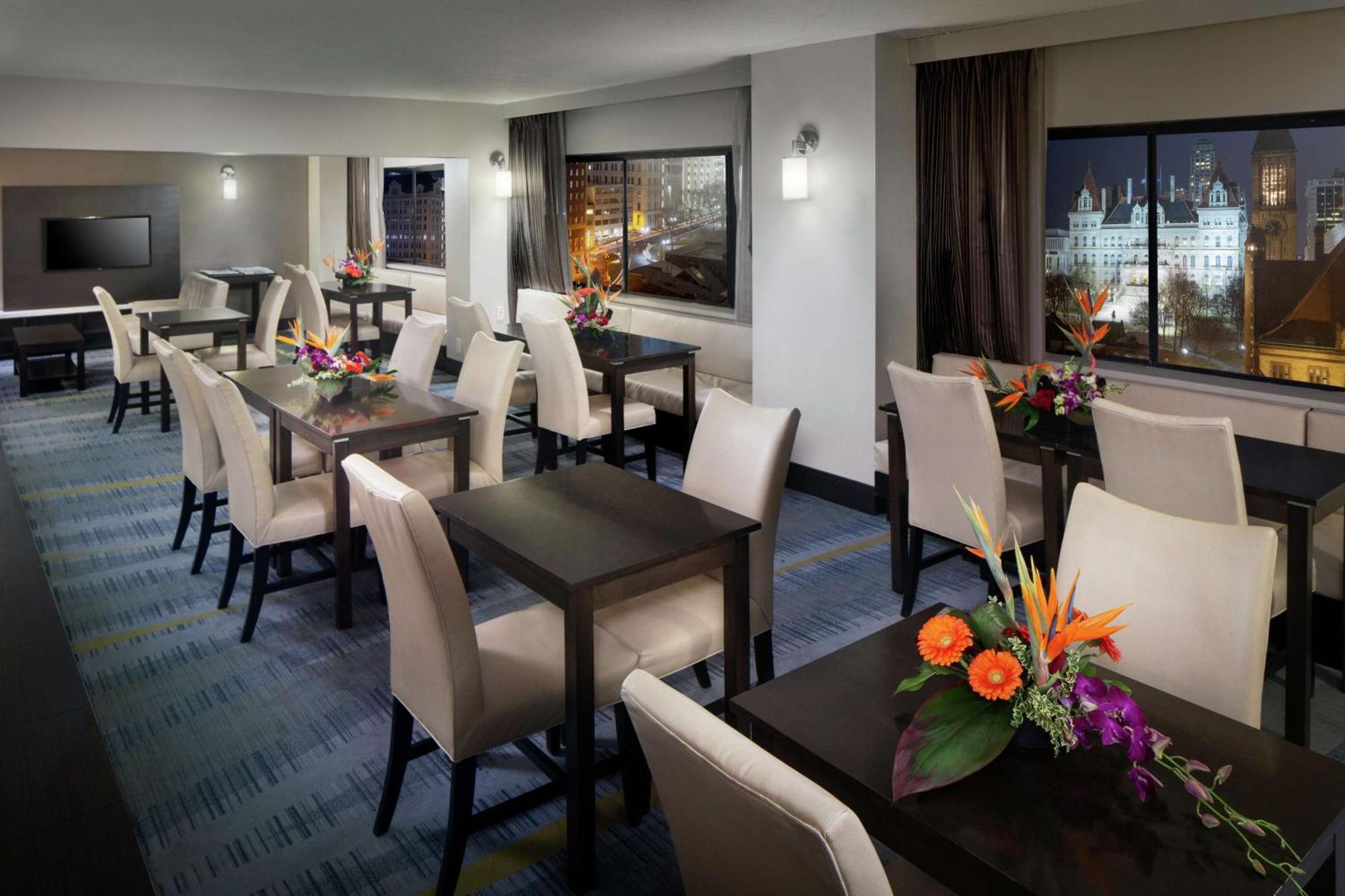 Hilton Hotel 4*
