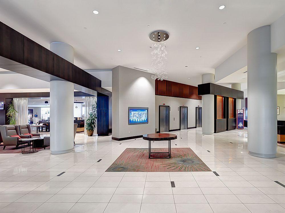 Hilton Hotel 4*